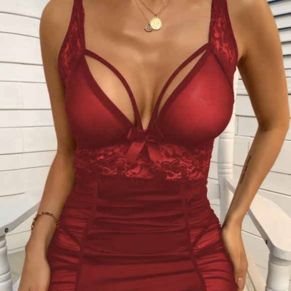 💜 New Red Deep V Neck Ruched Lace Mesh Chemise - Picture 2 of 7